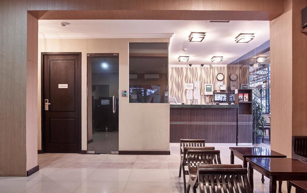 Twins Hotel Jakarta Exteriör bild